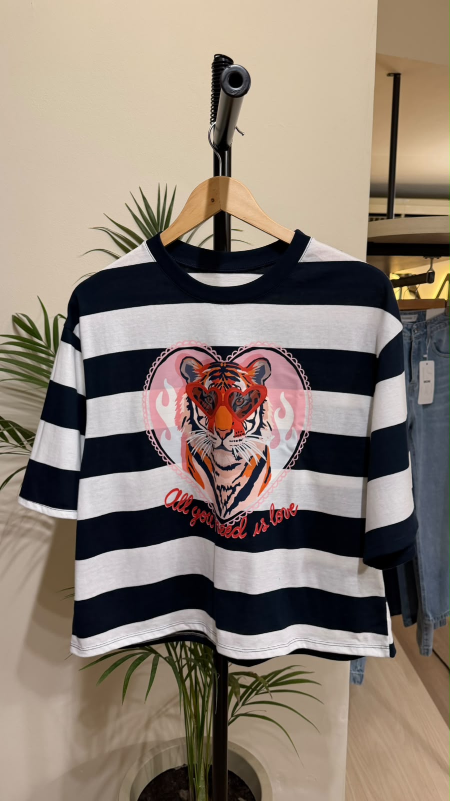 REMERA TIGER
