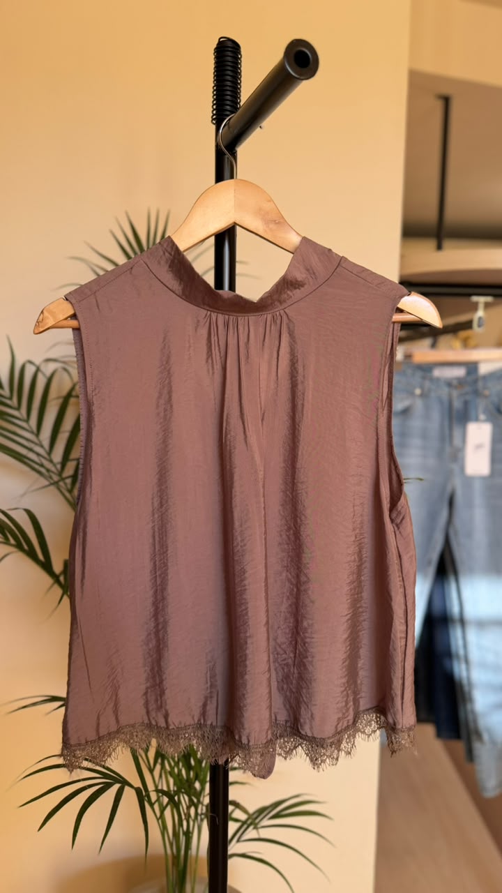 MOSCULOSA CUELLO ALTO