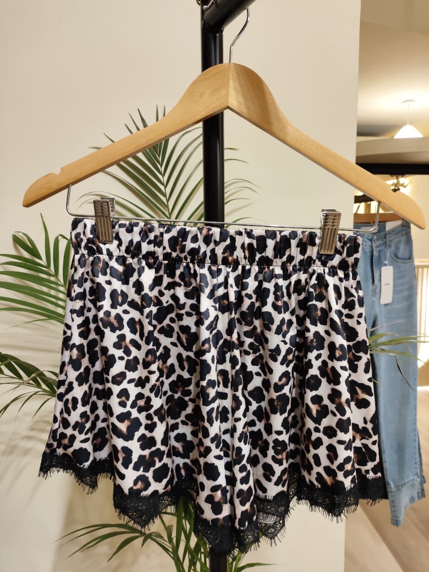 SHORT ANIMAL PRINT
